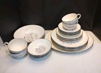 Rhythm Eggshell in Gray